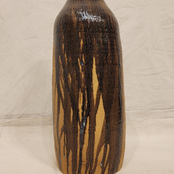Brown & Offwhite Pot
