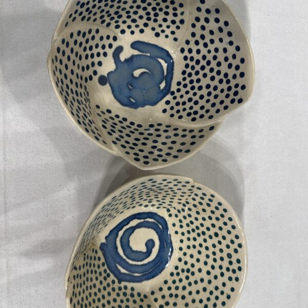 Dotted bowl