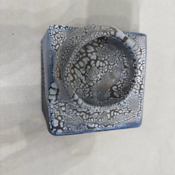 Blue dotted cube - Image 2