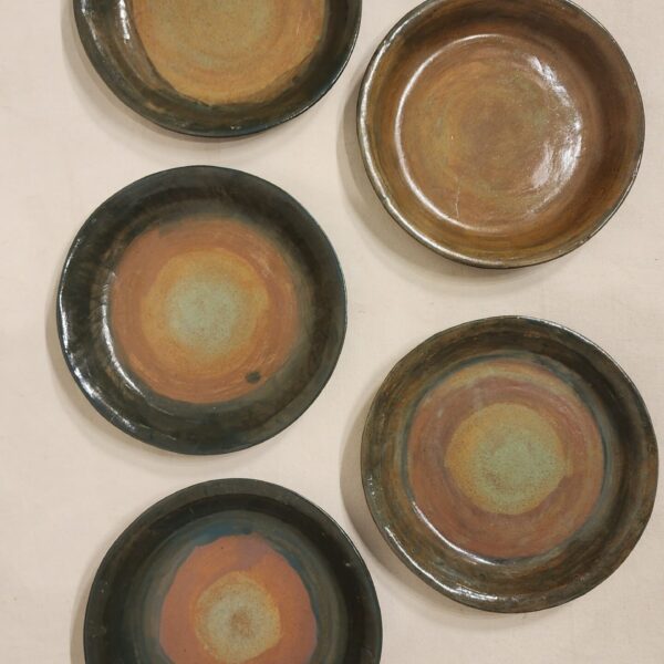 Green And Brown Them Set (3 Cups & 5 Plates) - Image 4